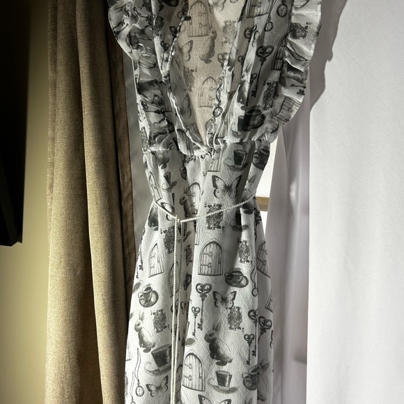 DISNEY-girls dress with underlay  size 14/16 - Picture 3 of 10